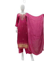 Pretty gaji silk lakri patta suit set