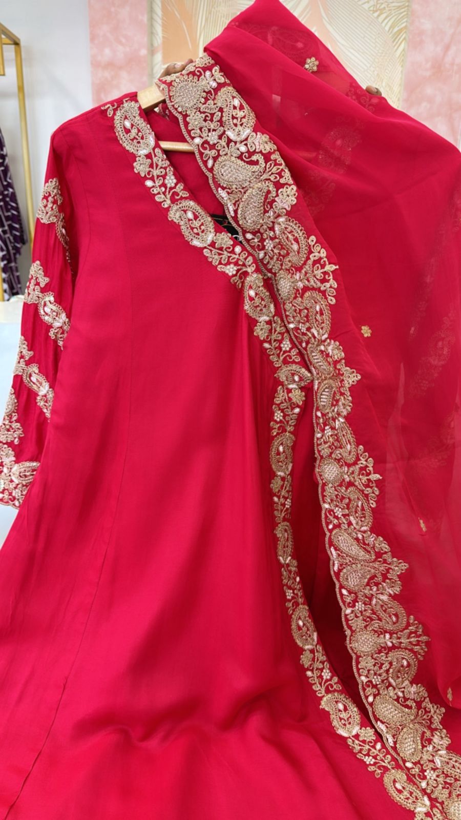 Best selling! Wow Zari embroidery silk suit in pink (margin available)