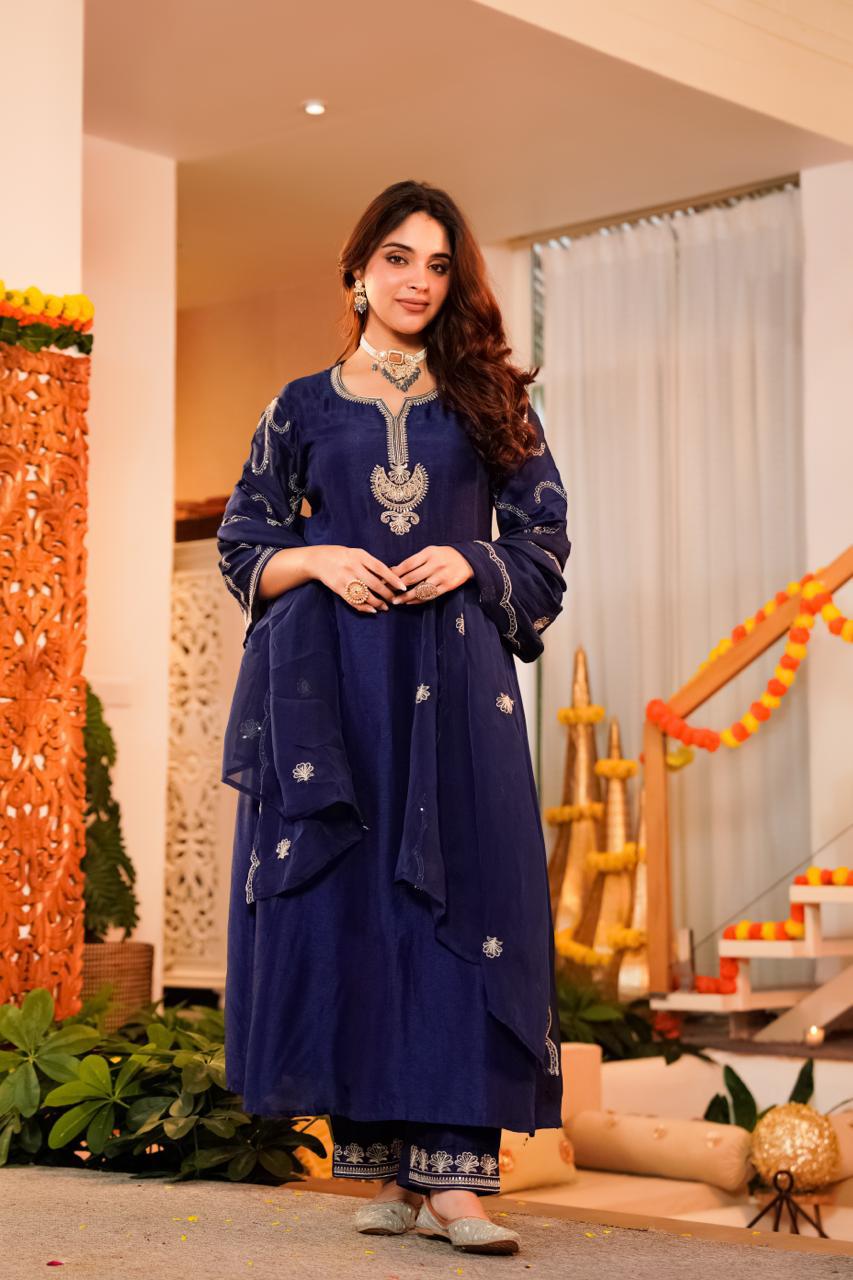 Designer Santoor silk suit in blue!!