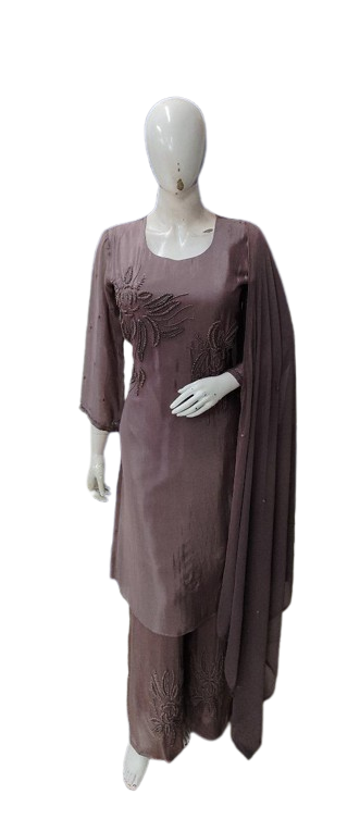 Pure chinon heavy handwork suit set