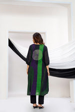 Mul cotton lining digital printed kurta pant in green. Pockets in kurta