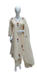 Pretty cotton applique lining suit set in cream