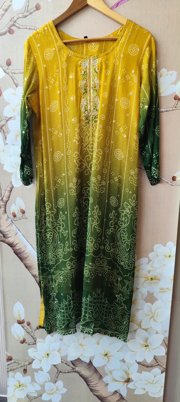 Premium chinon handwork suit set in yellow n green