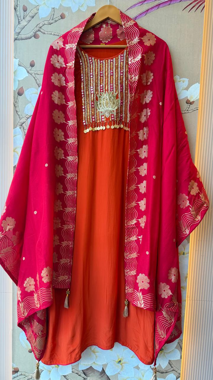 Pretty Mul chanderi with zari detailing and banarsi weaved dupatta in orange n pink