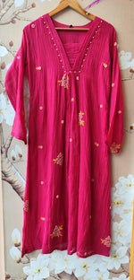 Pretty Mul chanderi with handwork suit set in Rani pink
