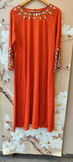 Super pretty handwork Mul chanderi suit set in orange