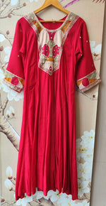 Pretty Mul chanderi in red with applique embroideryFull suit