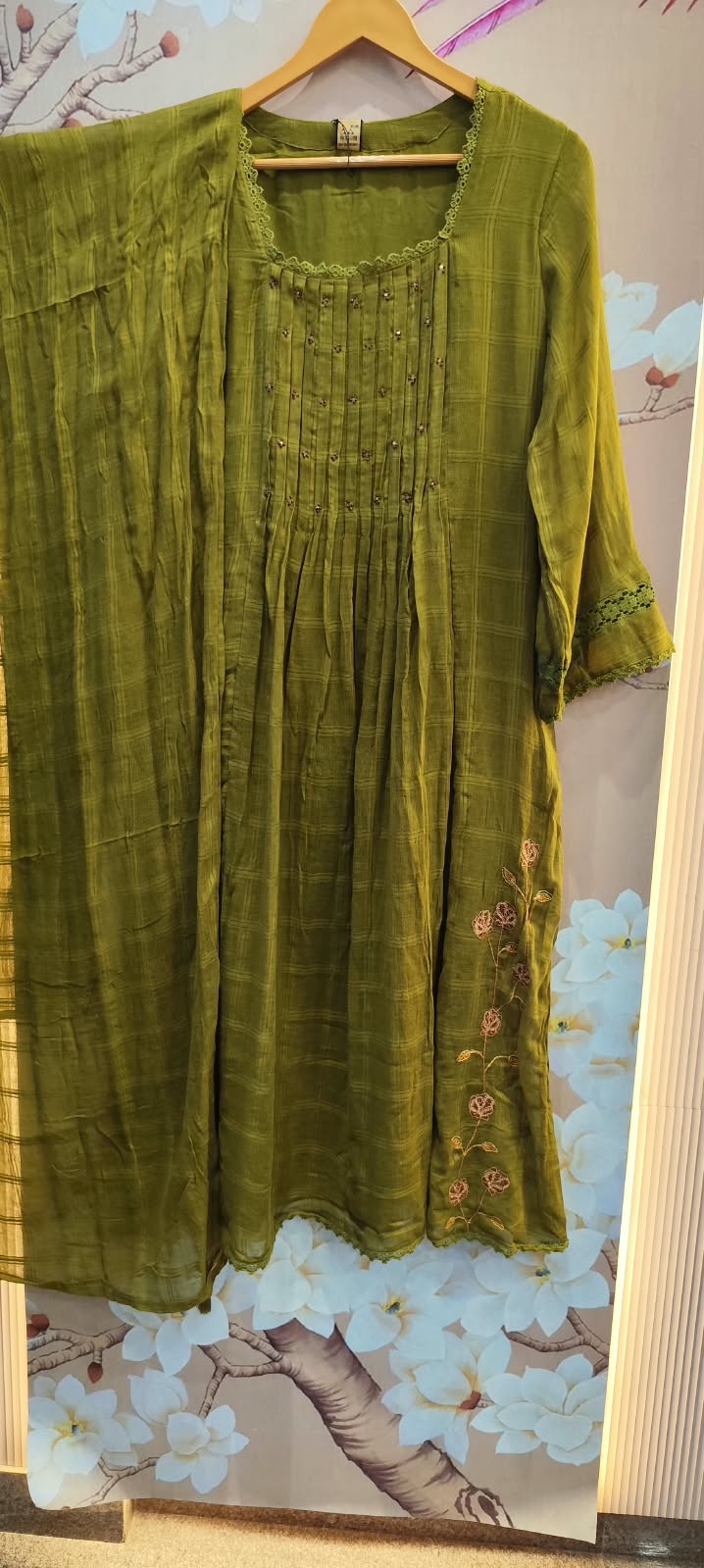 Super soft Kota checks lining suit set in green
