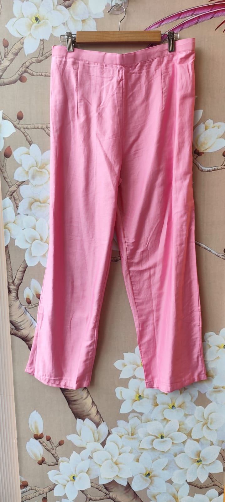 Premium crush cotton chikankari suit set in pink