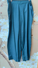 Fully weave Patola silk suit set with lining (true to size )in blue