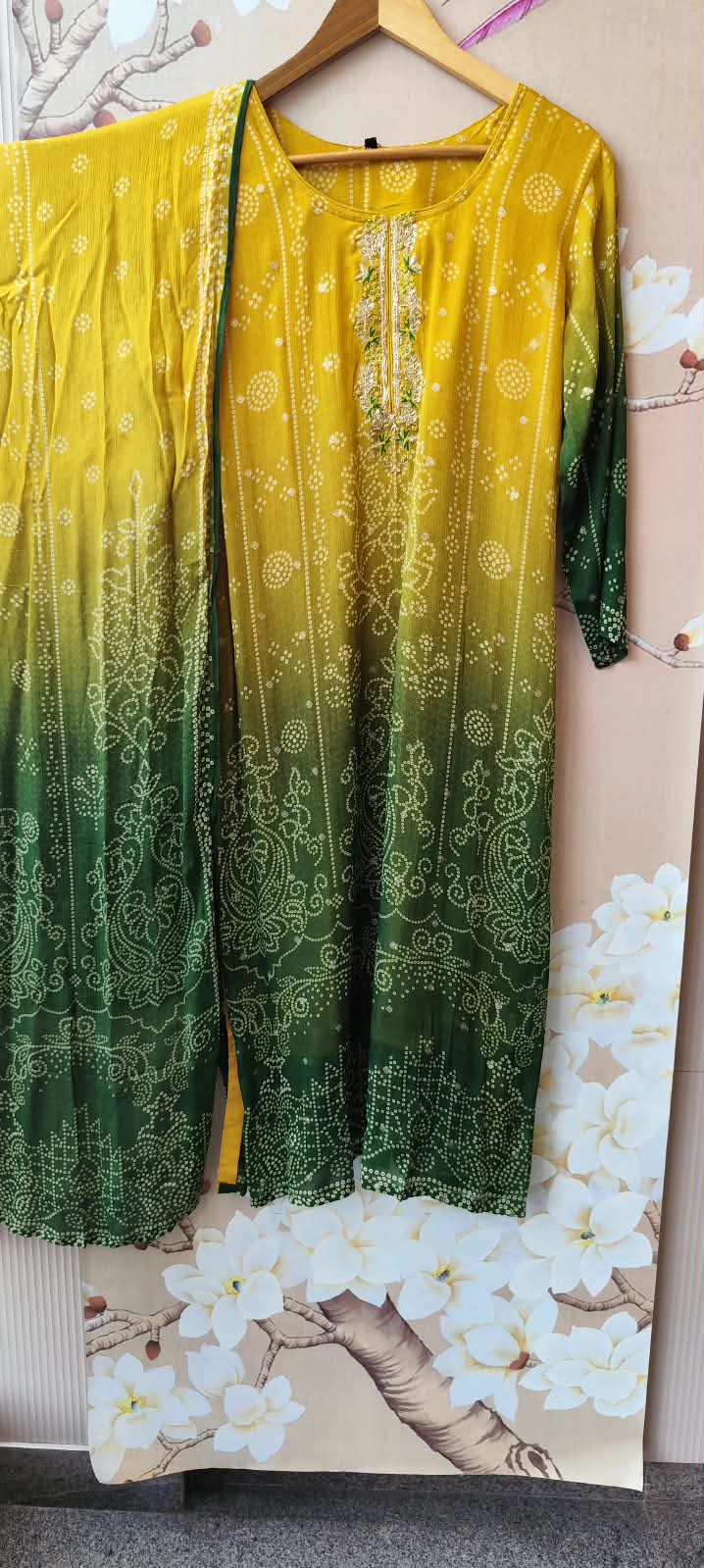 Premium chinon handwork suit set in yellow n green