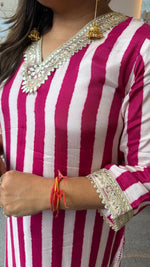 Super pretty Mul silk gotta lace detailing kurta pant in Rani pink