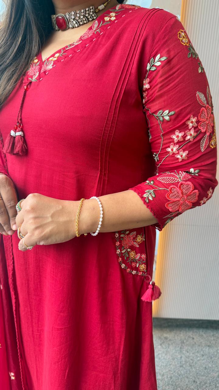Super pretty Mul cotton embroidered in red