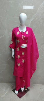 Pretty heavy handwork mulchanderi suit set in Rani pink