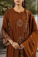 Brown Mul chanderi applique embroidered suit set in brown