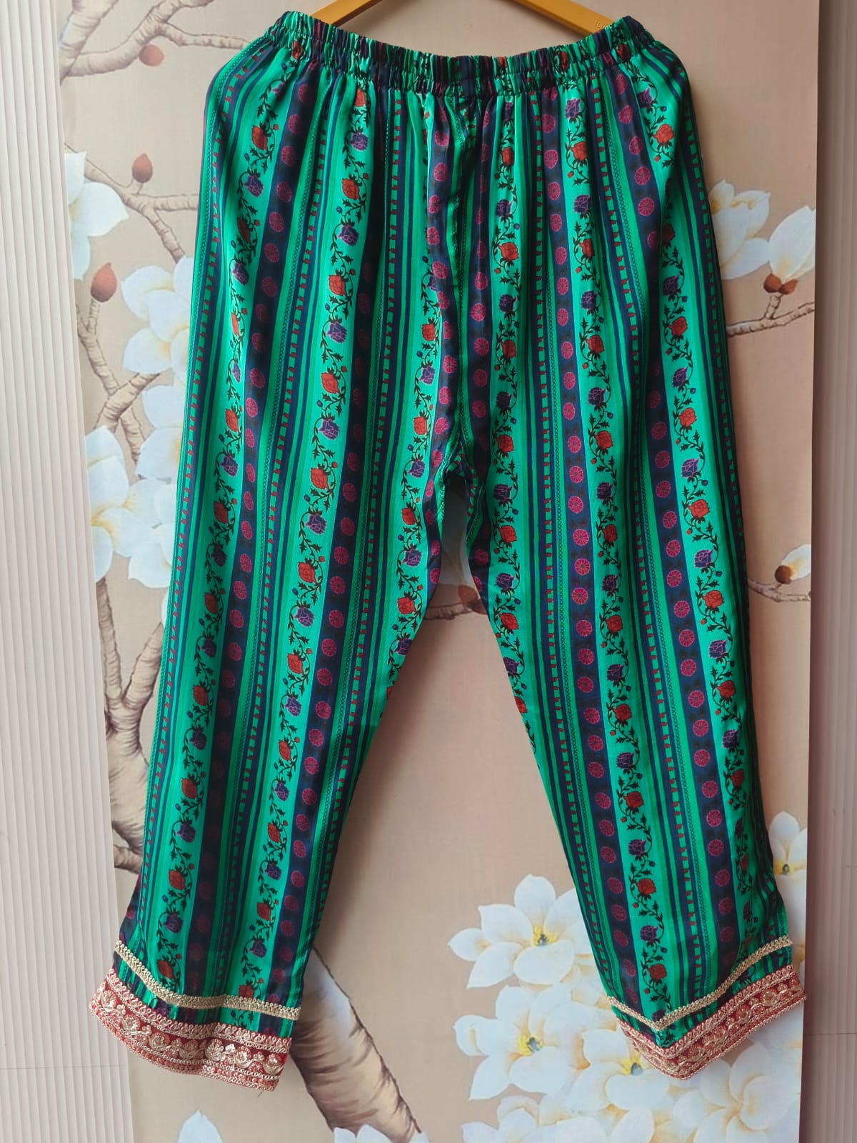 Pure crepe front n back link co ord in green