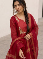 Pretty embroidered Mul chanderi suit set in red