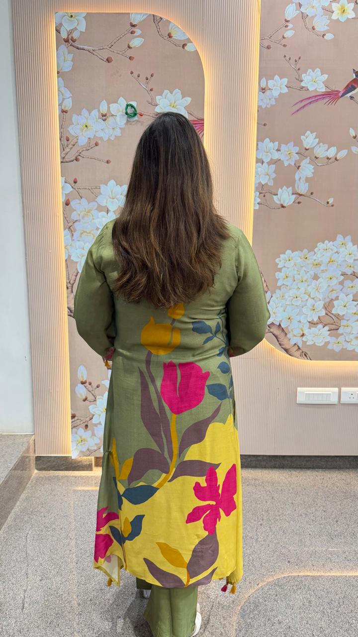 Super pretty Mul silk digital printed kurta pant in green