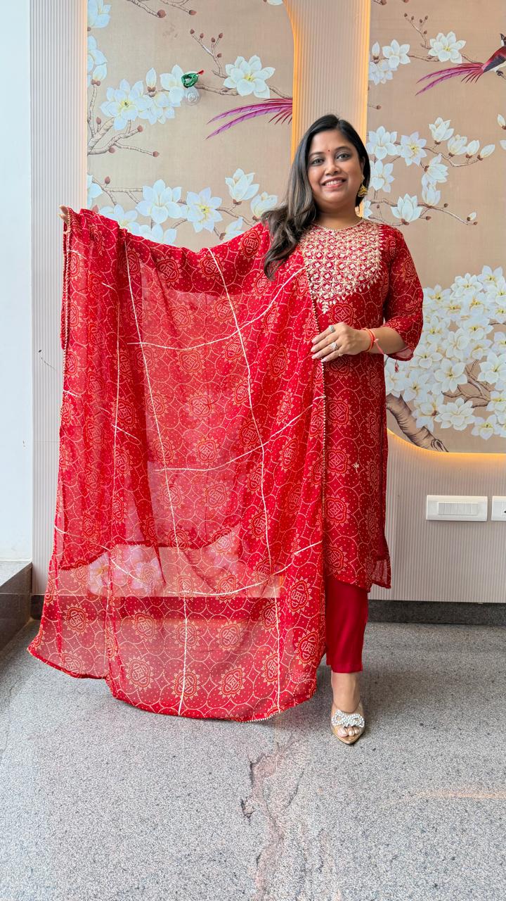 Pretty georgette bandhani with gotta detailing in red