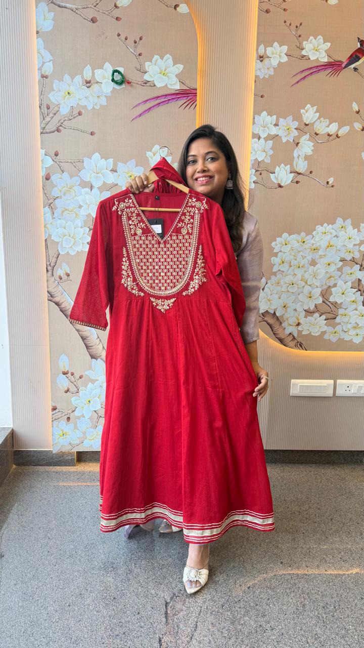 Super premium cotton Zari detailing full suit set in red