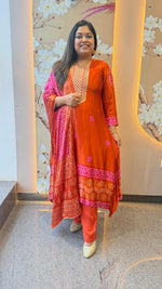 Bestseller in the best festive colour orange n pink in premium gaji silk bandhani