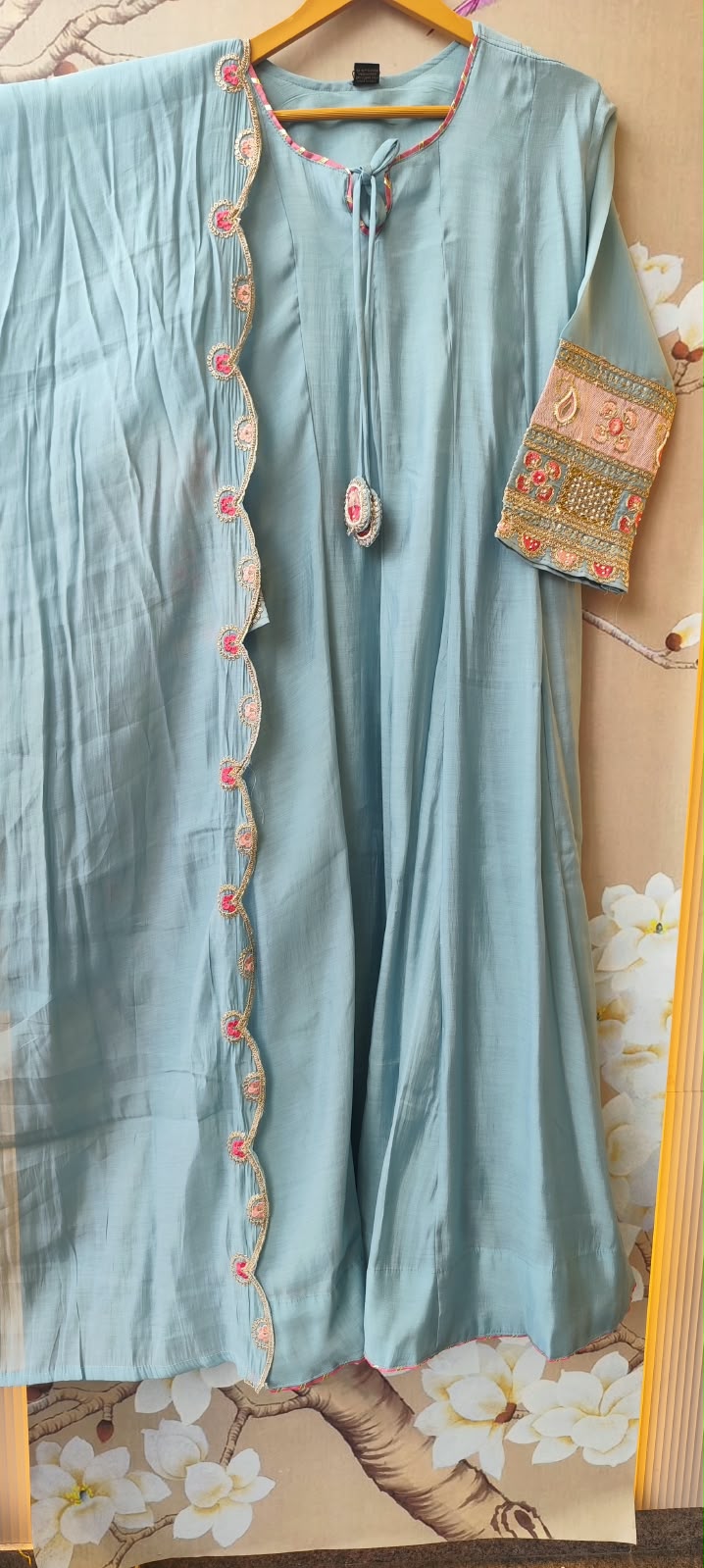 Pretty Mul chanderi with pretty hand work on sleeves suit set in ice blue