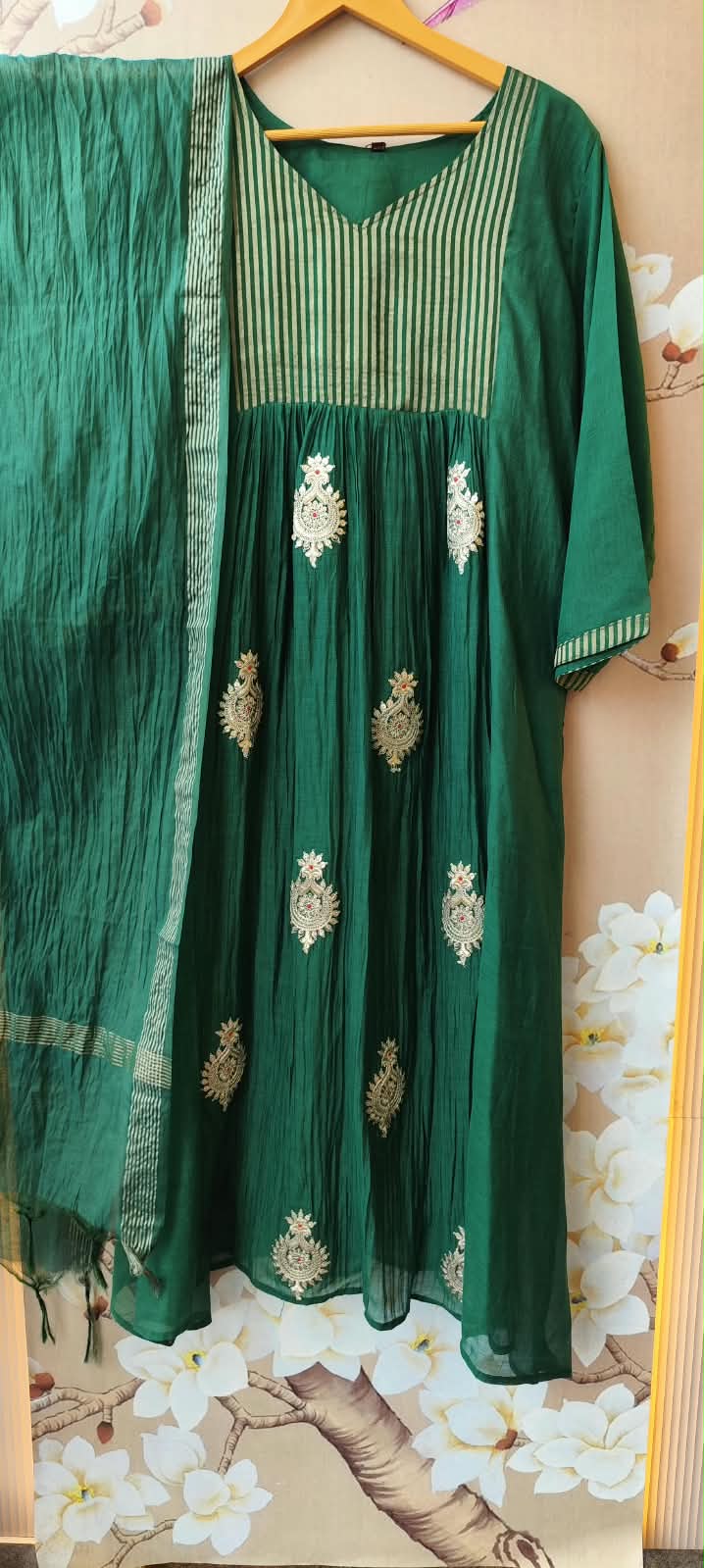Super pretty zari embroidered Mul Chanderi in emerald green