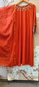 Super pretty handwork Mul chanderi suit set in orange