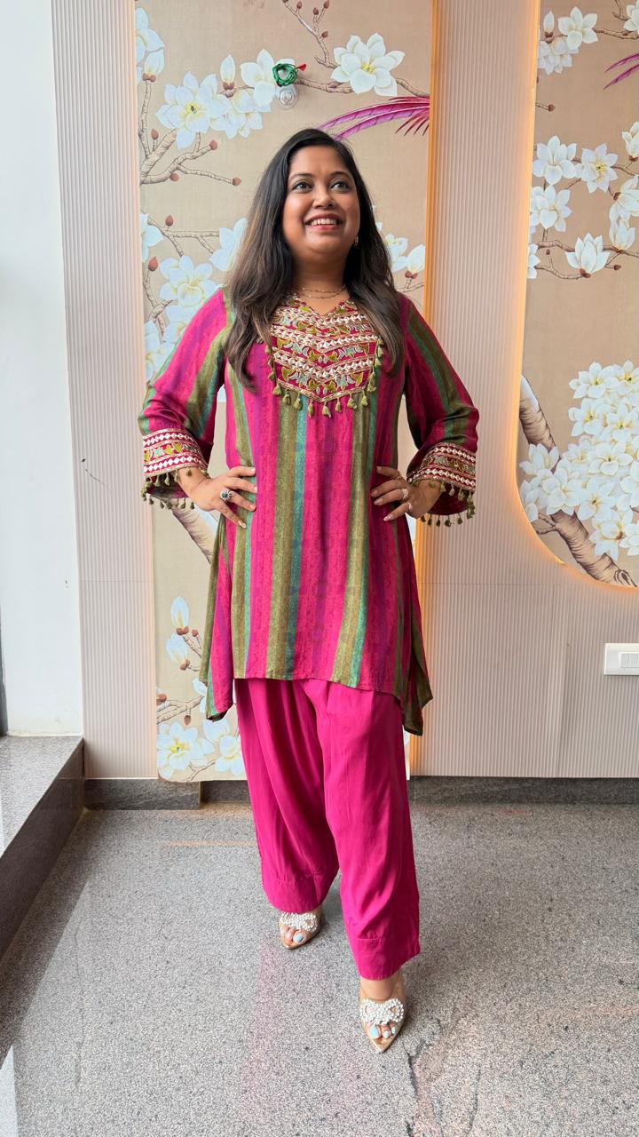 Pure Mul silk with gotta detailing Farsi salwar