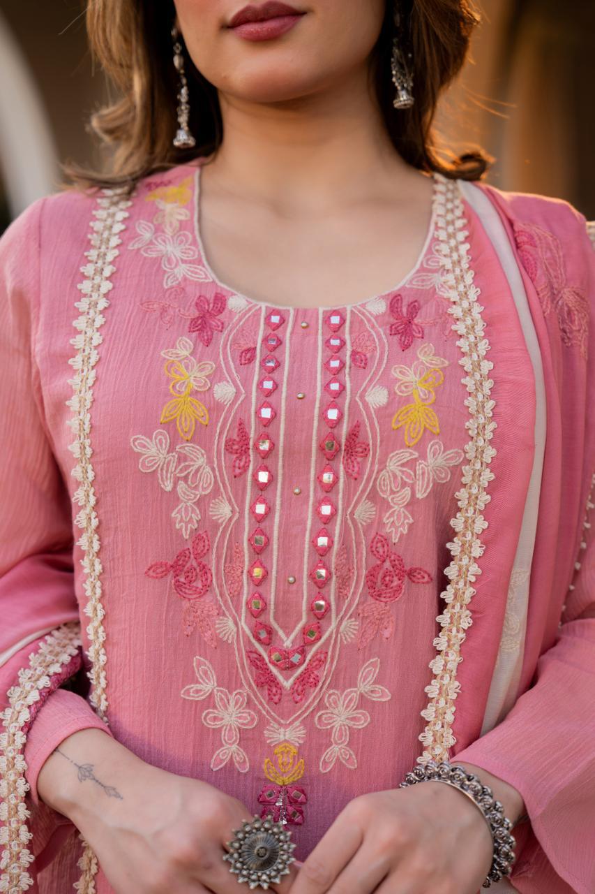 Premium crush Mul cotton super soft stylish full suit set in pink