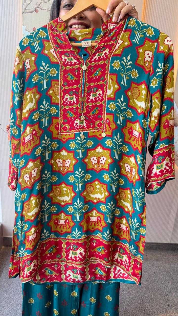 Premium pure crepe patola Co ord in blue
