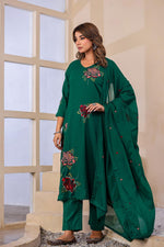 Pure Mul cotton embroidered in green
