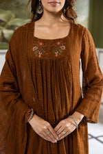 Pure Mul cotton Cheks suit set in brown