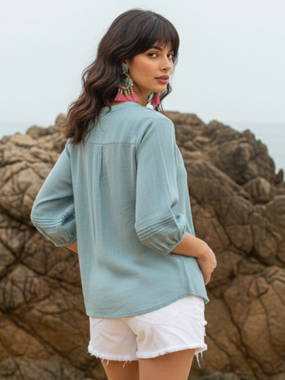 Pretty cotton lace detailing top