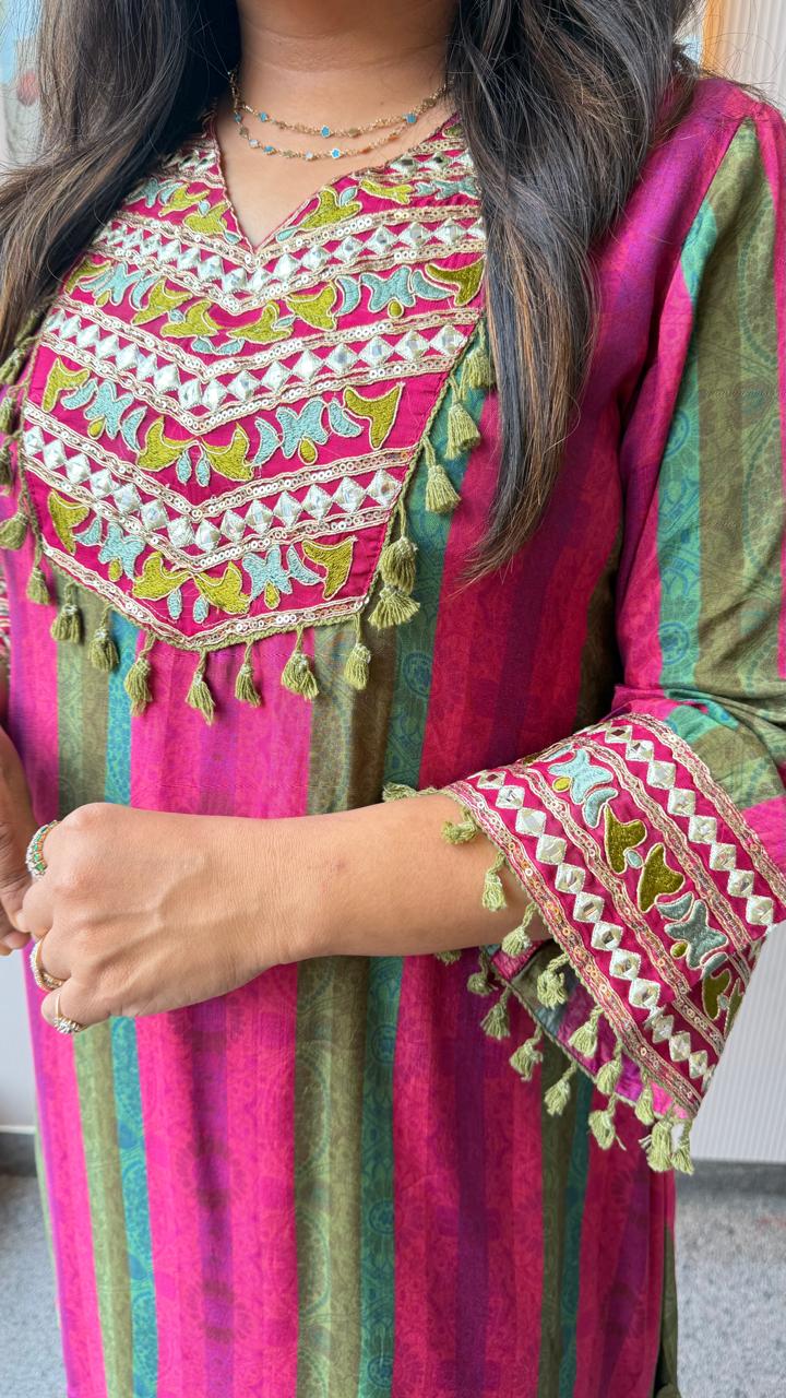 Pure Mul silk with gotta detailing Farsi salwar