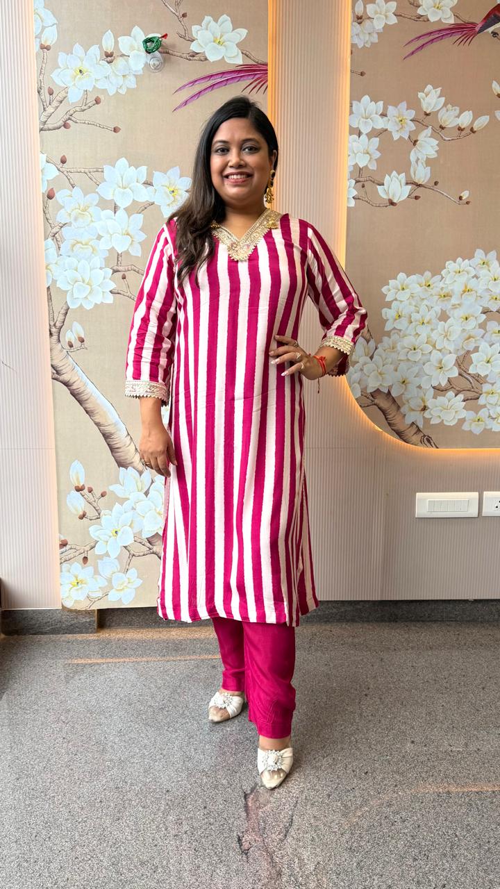 Super pretty Mul silk gotta lace detailing kurta pant in Rani pink