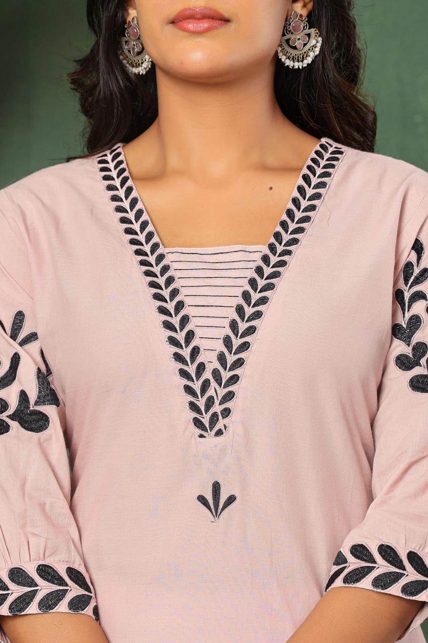 Cotton applique suit set