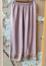 Premium chinon applique handwork suit set in lilac
