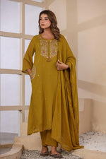 Premium Mul cotton green paisley embroidered designer pocket suit set