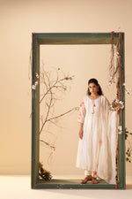 Pretty mulchanderi applique full suit set in orange