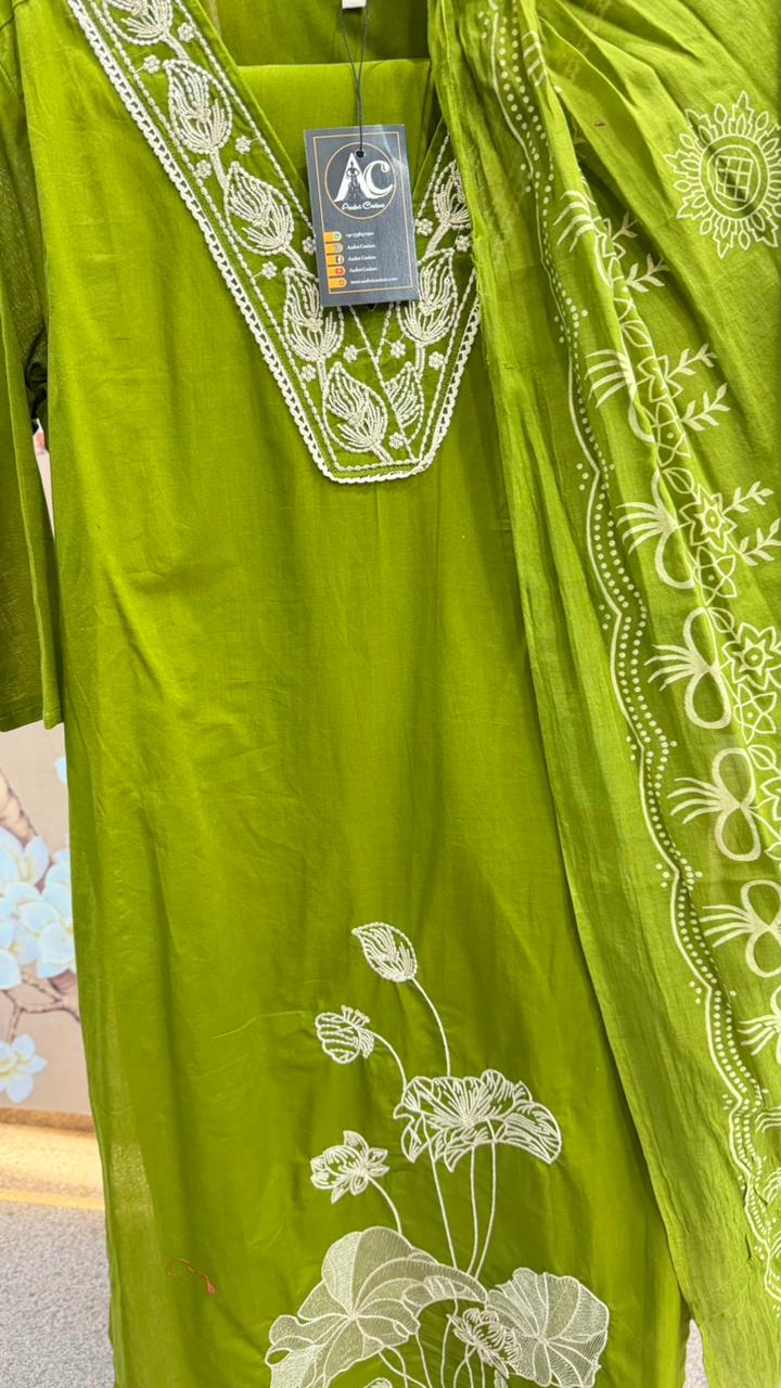 Cotton applique work suit in green