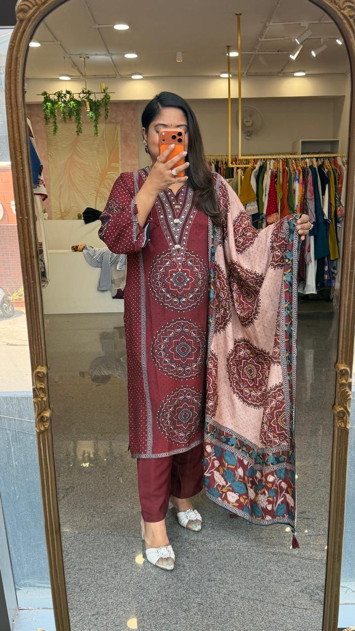 Pure Mul silk digital printed suit set in red