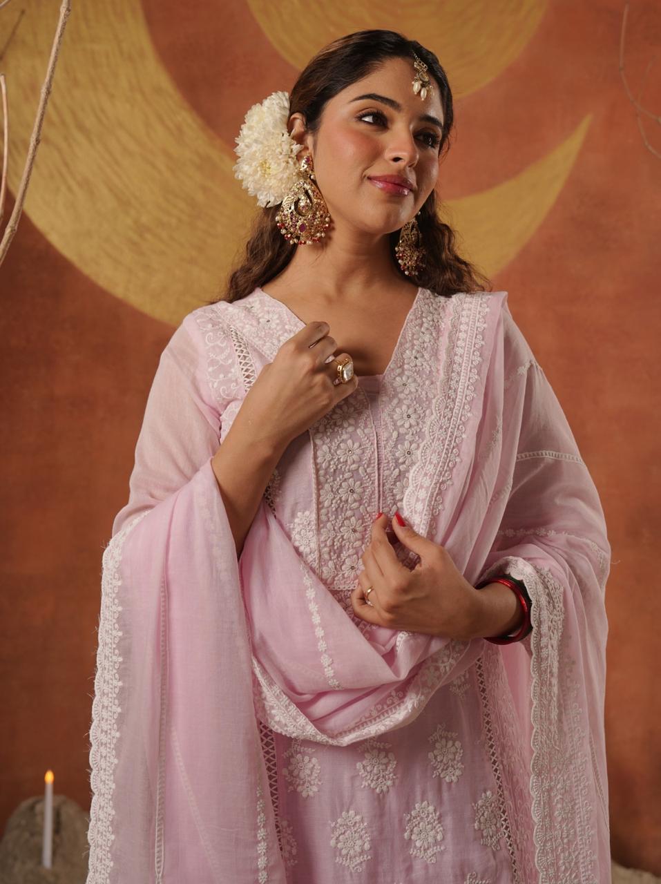 Mind blowing Mul cotton chikankari full suit set in pink