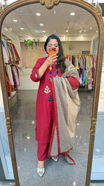 Applique work cotton suit set comes with pocket in red