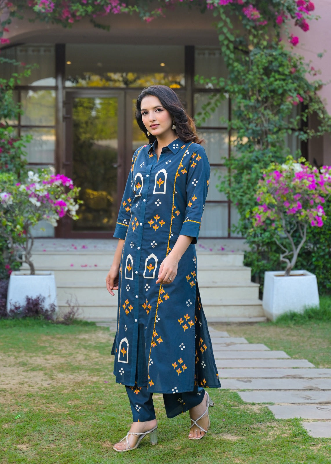 Pretty cotton bandhani co ord set in blue