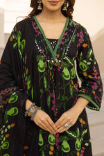 Pure cotton digital printed full suit set in black n green