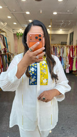 Super super pretty handwork pure mulchanderi Co ord comes with inner