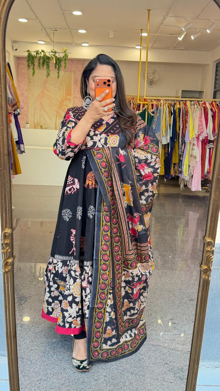 Super pretty cotton Anarkali with pretty handwork yoke full suit set in black